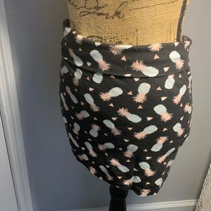 Charlotte Russe geometric pineapple mini skirt